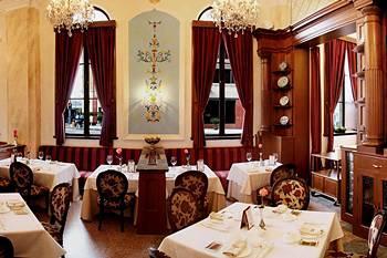Hotel Astor House