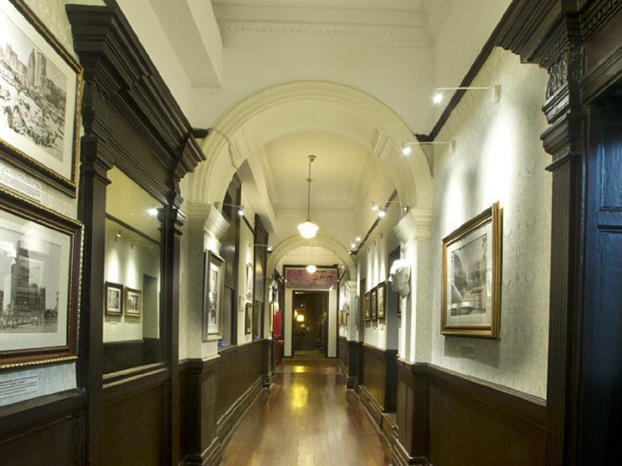 Hotel Astor House